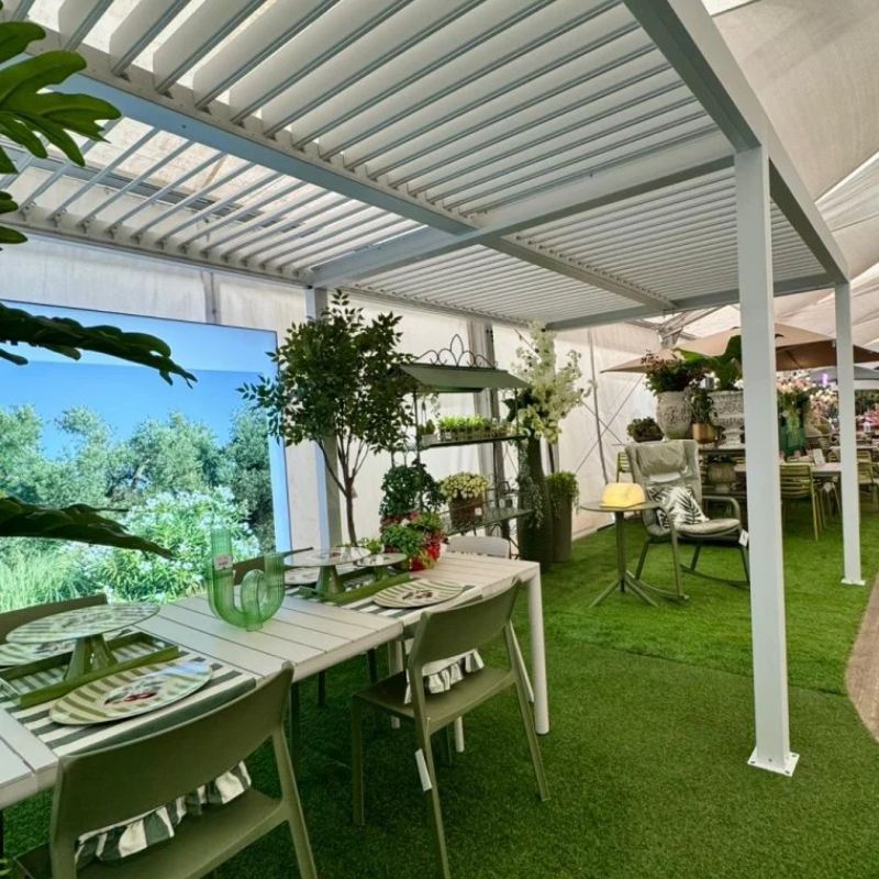 Pergola Bioclimatica Gaia Bianca in Alluminio – Lamelle Orientabili 3x4 e 3x6 m