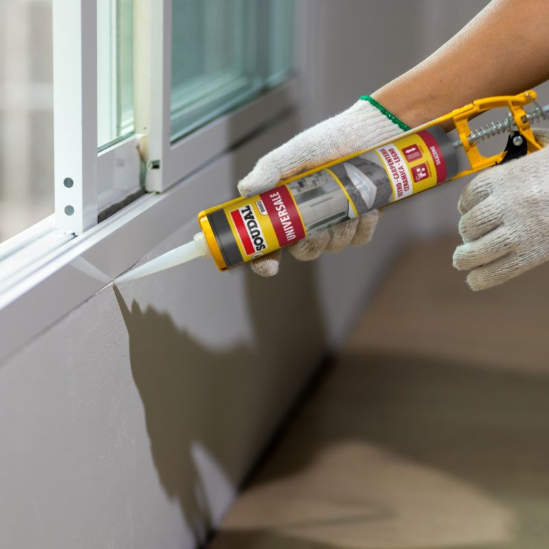 Nastri adesivi, siliconi, sigillanti e colle Soudal Tesa 3M Geko per casa e lavoro - Nastri e Sigillanti | Iaia Distribuzione